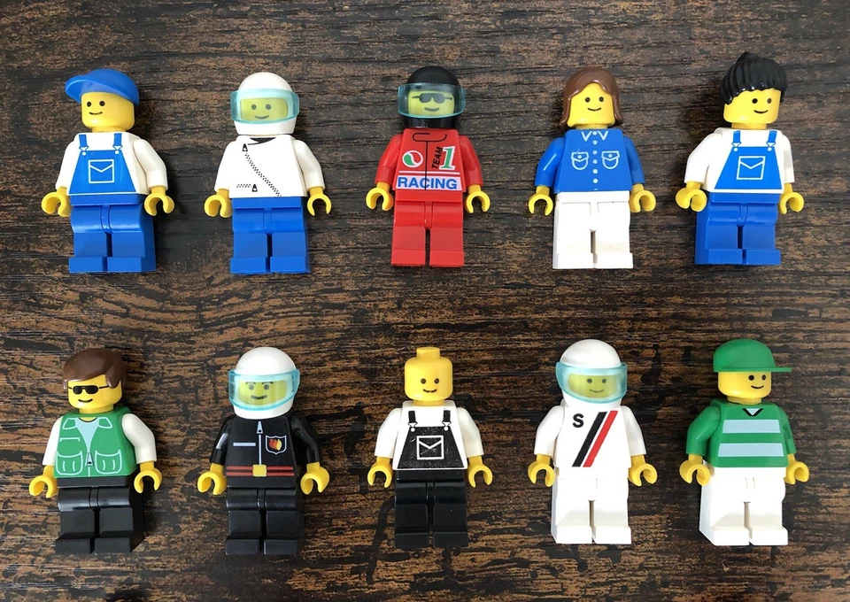 Lego Lote de 20 Minifiguras Clásicas Años 80’s/90’s. Mayormente ciudad y pueblo Foto 2 de 4