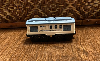#ad Vintage 2000 Thomas amp; Friends LIONEL NORTHERN PACIFIC ICE CAR $8.00