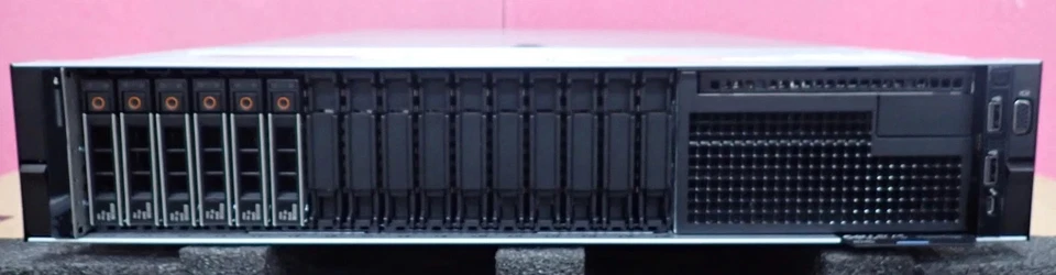 New Dell PowerEdge R740 Server 2x 10C Silver 4210R 256GB RAM 4.4TB Storage 16Bay - Image 2 of 4