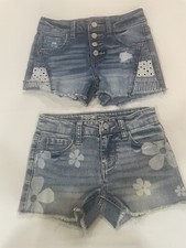 2 Hippie Girl Denim Shorts Kid Size 5 Snap  Zip Button Soft Stretch Adjustable
