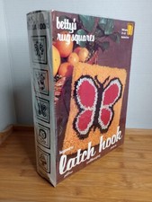 Latch Hook Kit VTG '70s Betty  s Rug Squares 12x12 Butterfly 708 Beginners Pillow