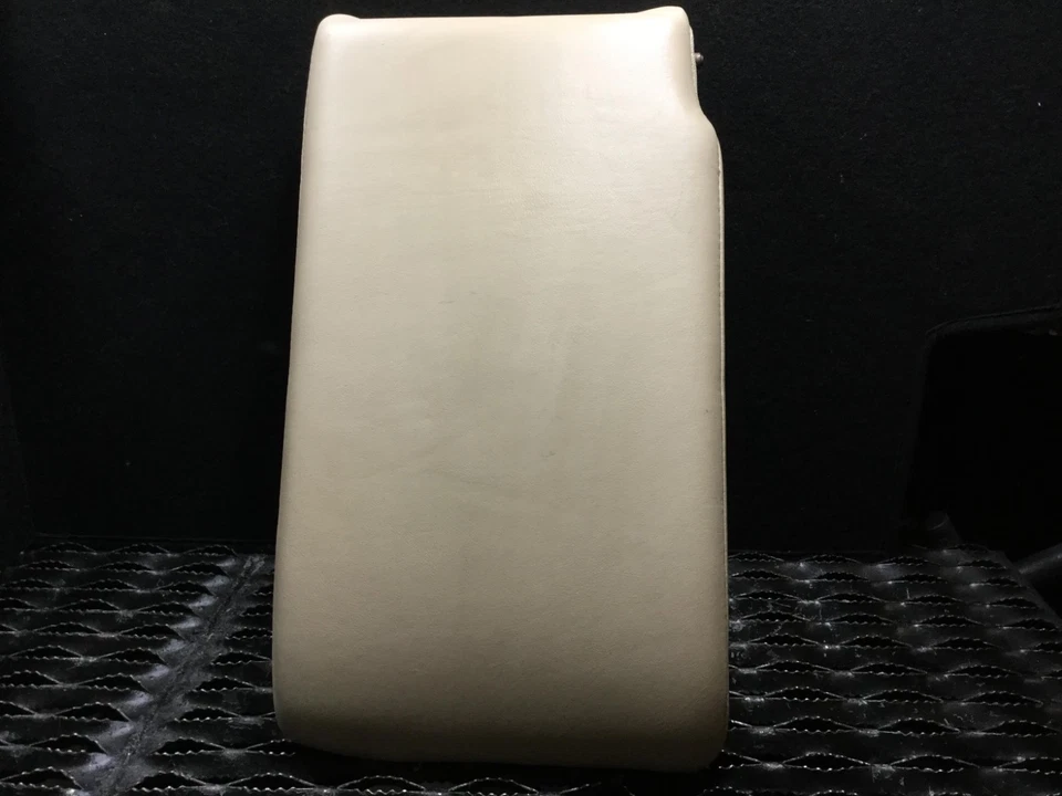 07 08 09 SUZUKI GRAND VITARA XL-7 ПОДЛОКОТНИК ЗАДНЕГО СИДЕНЬЯ С ПОДСТАКАННИКОМ OEM - Изображение 3 из 4