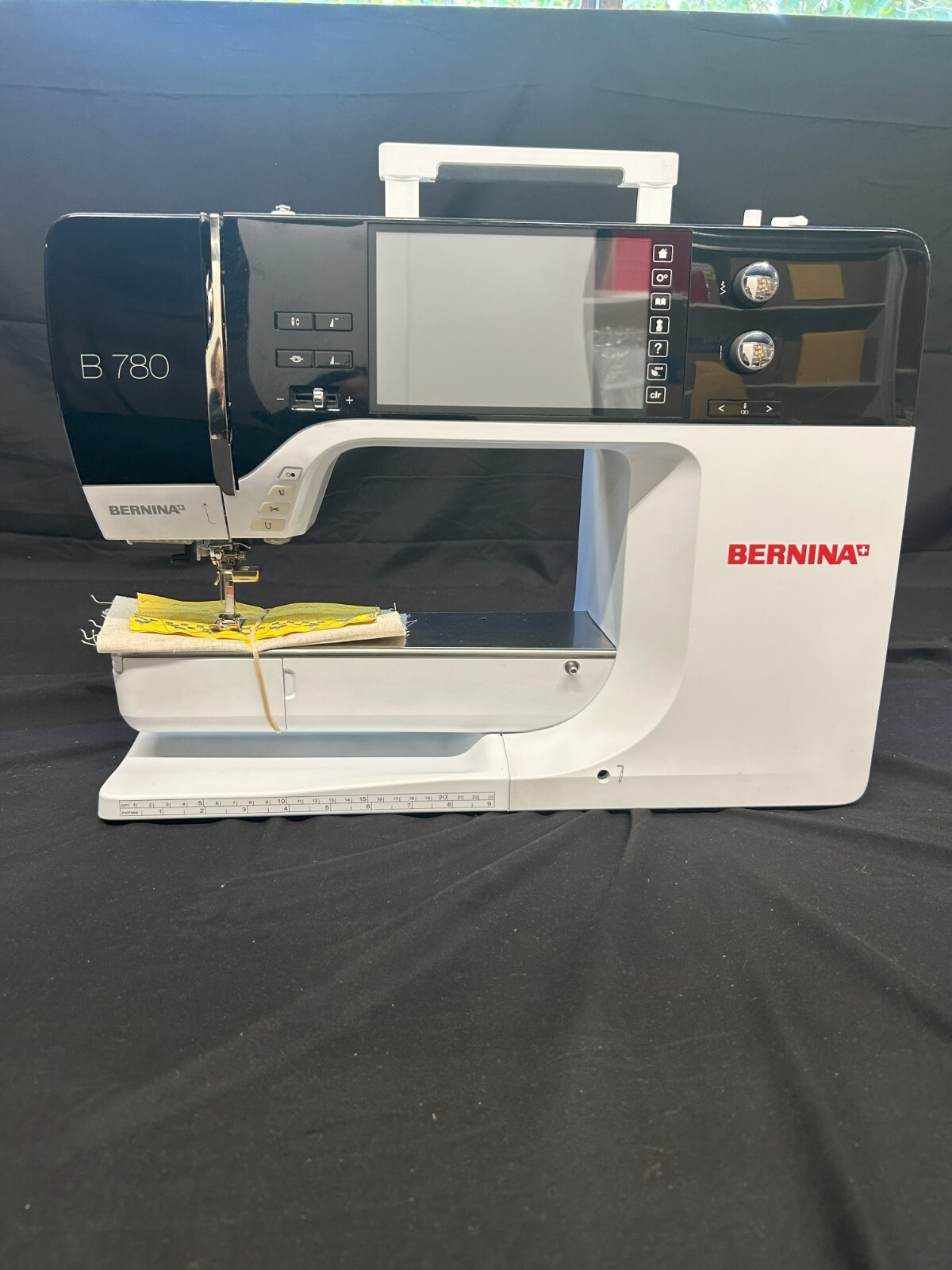 BERNINA 780 E Sewing Embroidery Machine ALL Accessories Just Serviced