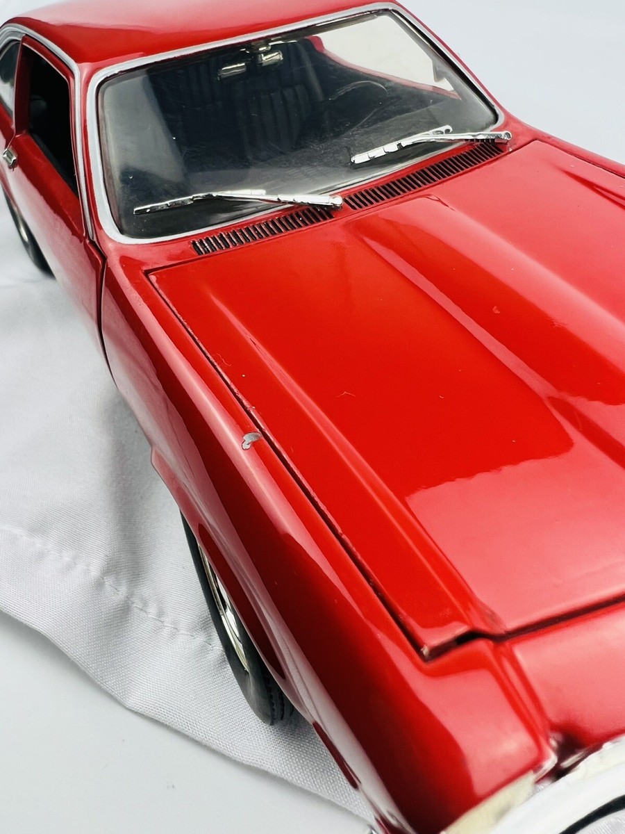 Ertl RACING CHAMPIONS 1972 Chevy Vega 1:18 Diecast Car RED