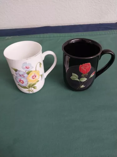 Lot of 2 Otagiri unmatched Coffee Cups Rose Flowers  Otagiri Cups Japan Mugs