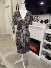 Banana Republic Gray and Black Midi Dress Size 6