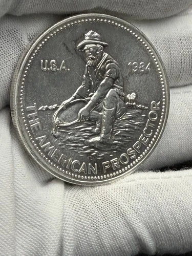 1984 The American Prospector  Engelhard 1 Troy Oz .999 Fine Silver Round