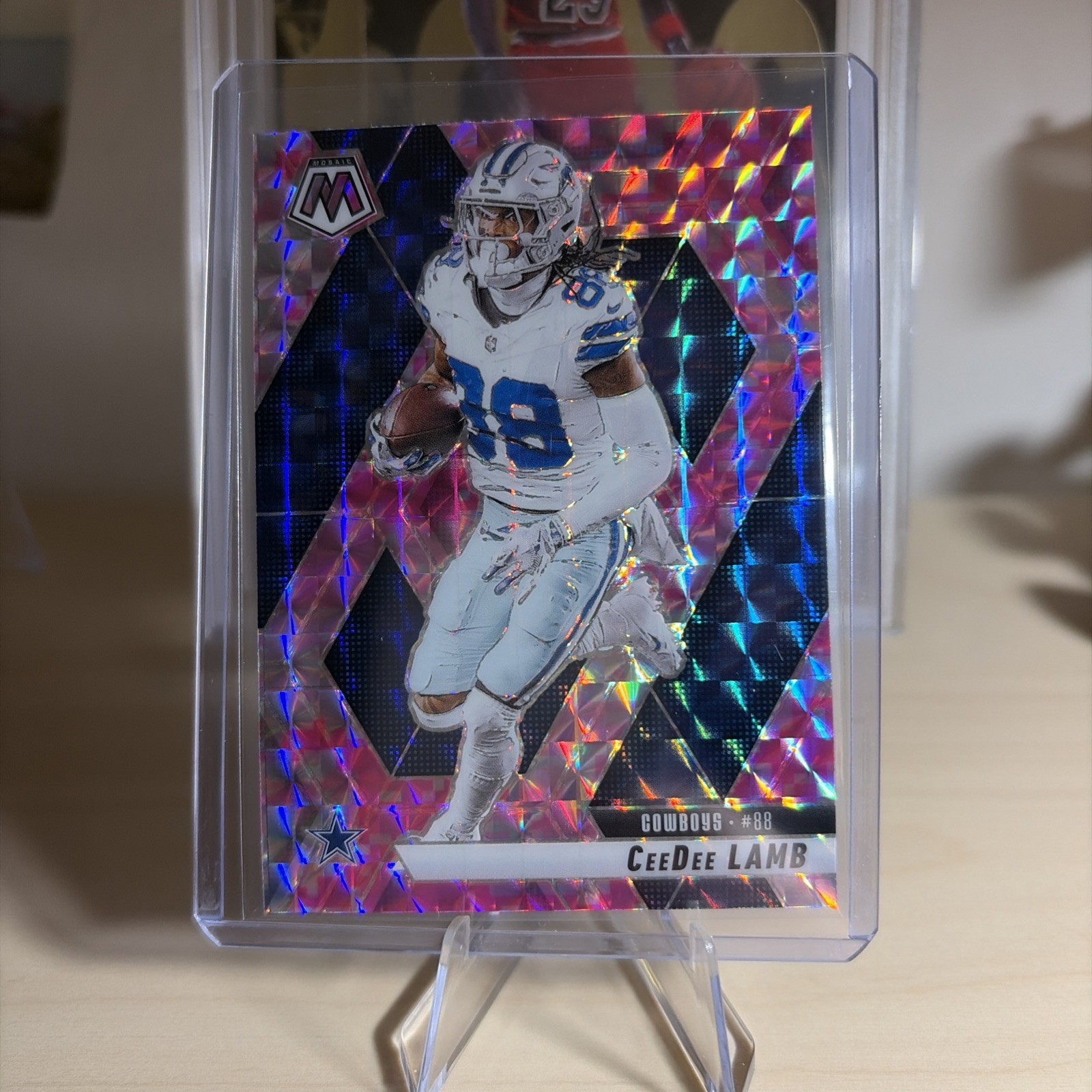 2025 Panini Mosaic - CeeDee Lamb #209 Camo Pink Mosaic Prizm