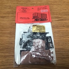 PC11 Parkside Dundas 4mm OOGauge - LNER Fruit Van (Plank Sides 1935) Kit