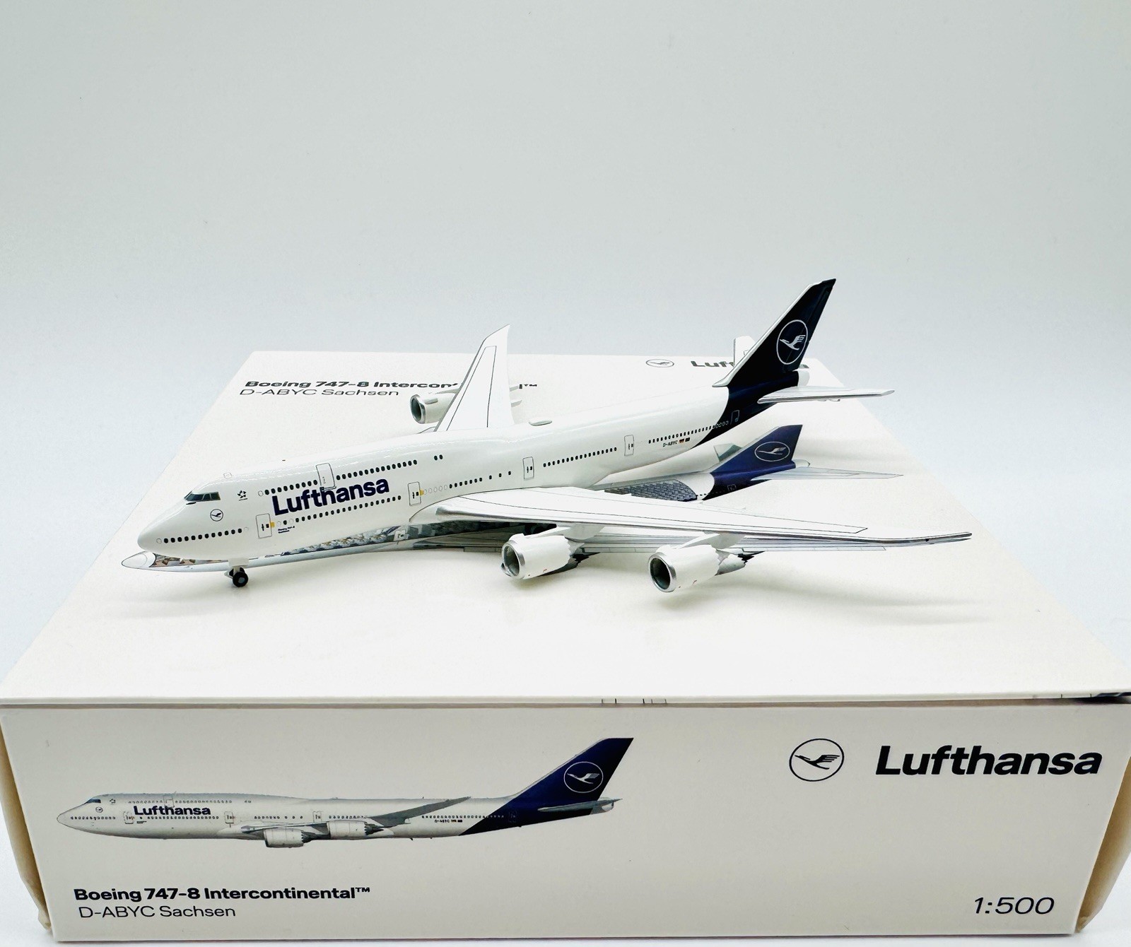 Herpa Wings 1:500 531283-001 Lufthansa B747-8 D-ABYC „Sachsen“