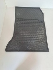Mercedes-Benz GLA W156 X156 2016 Rechts Fußmatte vorne A1766802600 SBA3265 Mercedes-Benz GLA W156 X156 2016 Rechts Fußmatte vorne A1766802600 SBA3265