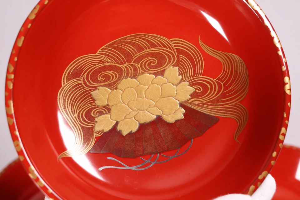 Juego de 5 platos de laca japonesa de 4,72 pulgadas peonía dorada y abanico ceremonia del té Meiji Era2 Foto 3 de 4