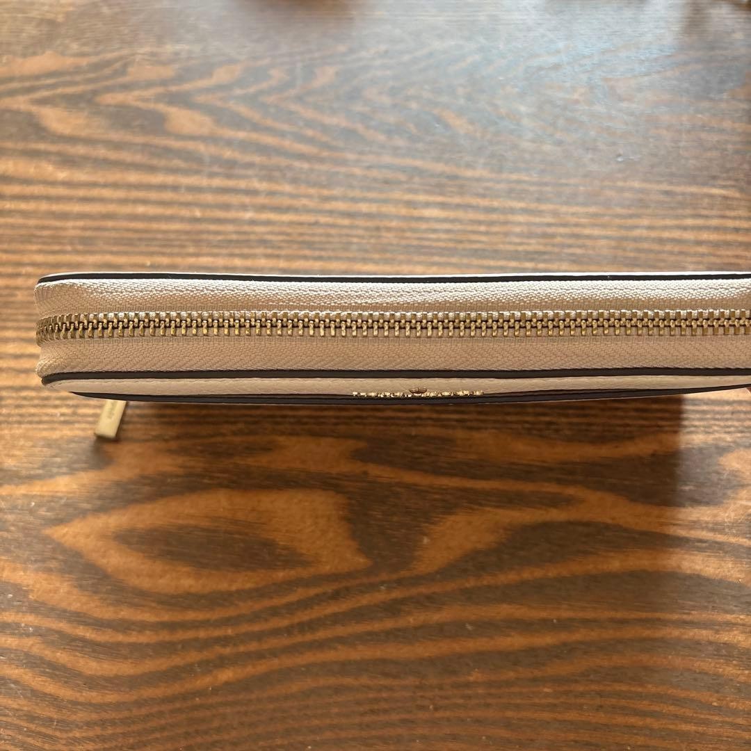 Kate Spade Beige x Off-White Round Zip Long Wallet thumbnail 6