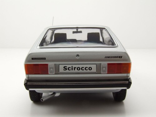 VW Scirocco 1L 1975 Plata Coche a Escala 1:18 KK Scale - Imagen 7 de 9