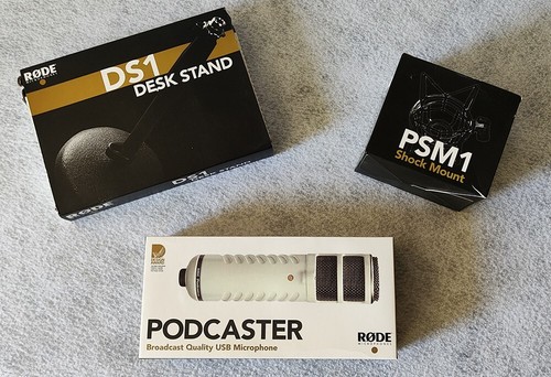 Rode Podcaster USB Mikrofon | PSM1 Spinne | DS1 Tischstativ (höhenverstellbar) - Bild 1 von 19