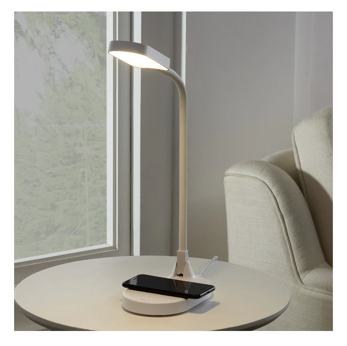 Juice ONN LED Wireless Charging Lamp 5 Watt Desktop led lamp phone charger NEW