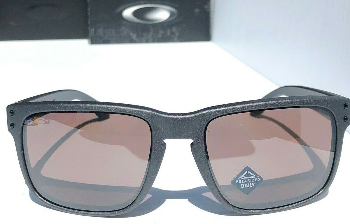 NEW* Oakley HOLBROOK Steel Lead w POLARIZED Daily Gray NEW* Oakley HOLBROOK Steel Lead w POLARIZED Daily Gray