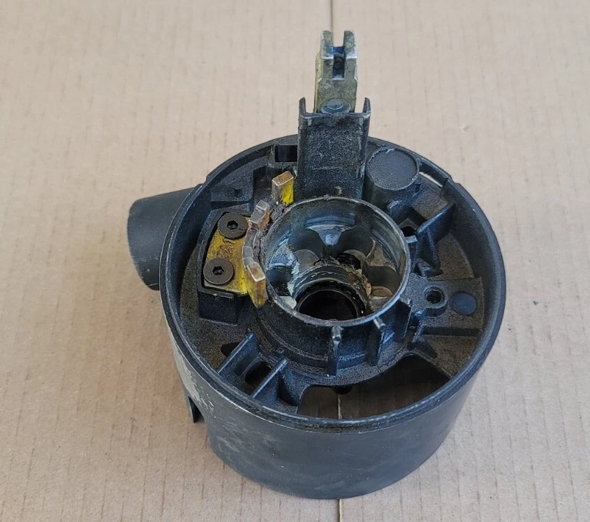 1976 1979 Ford Thunderbird , Ltd , Cougar Ignition Switch Column Cover - Image 4 of 4