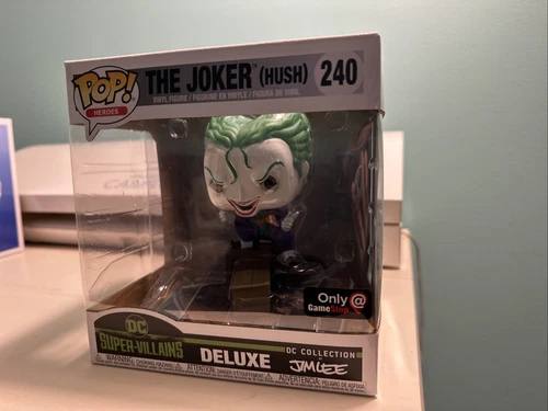 Funko Pop! Moments: DC Universe - The Joker (Hush) - GameStop (Exclusive) #240