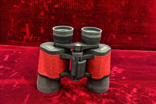 FACTORY NEW Smith & Wesson 8x40 Binoculars BIRDING, HUNTING, SPORTS - Picture 2 of 5