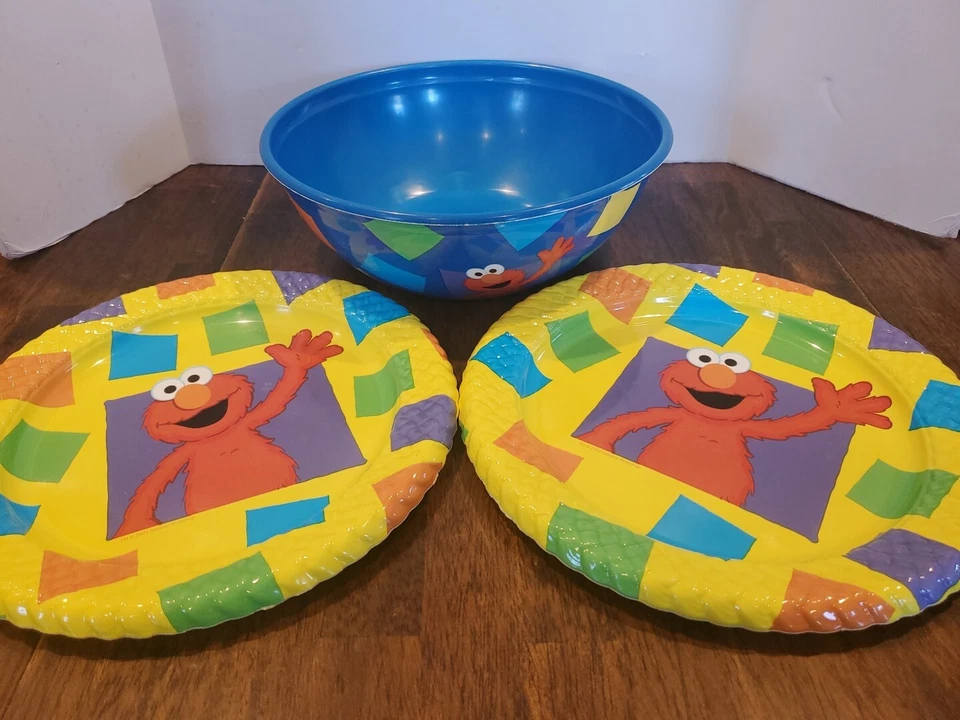Juego de 3 platos para servir fiestas de plástico duro ELMO 2004 Sesame Workshop Foto 2 de 4