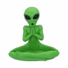 Nemesis Now The Encounter Green Praying Alien Ashtray Space Novelty Gift 14cm