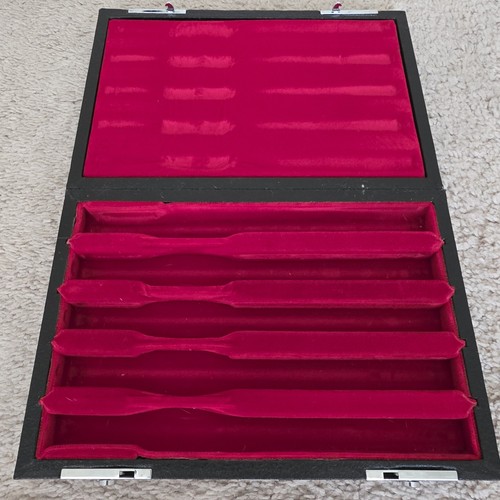 Pearl Flute Headjoint Storage Case Holds 5 Headjoints Red Velvet Interior