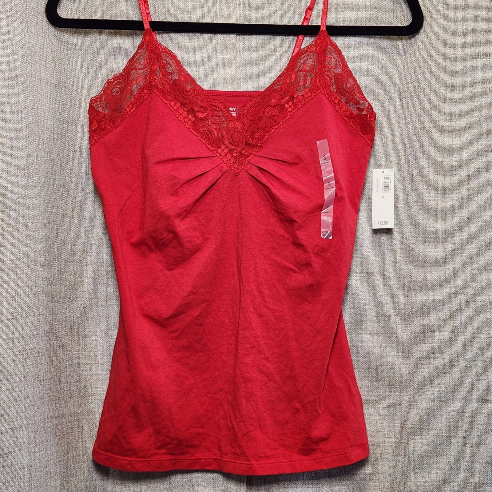 Old Navy Fitted Tank Top Womens S Red Lace Trim Camisole Layering Top Adjustable