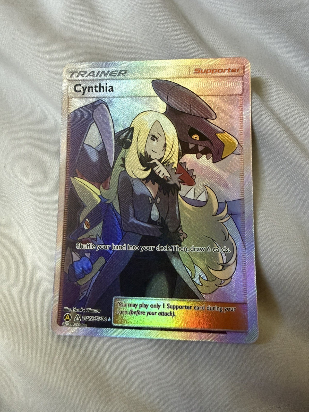 The Pokemon Company Cynthia SV82/SV94 Hidden Fates Shiny Vault Full Art Holo