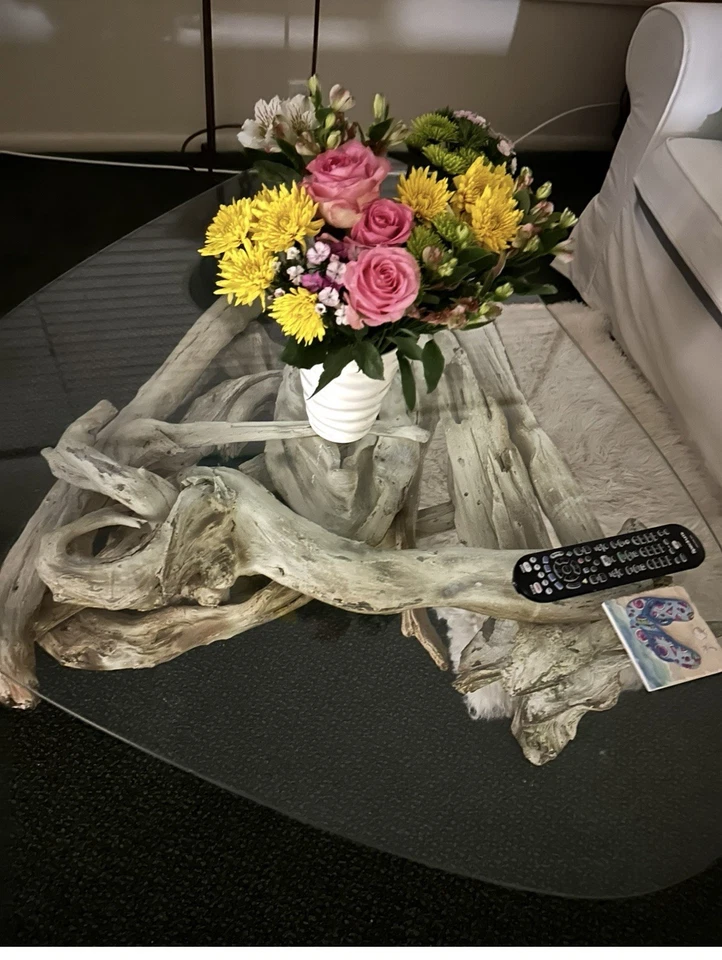 Art Driftwood Sofa Coffee Table - Hand Made glass kidney shaped designer - Image 2 of 2