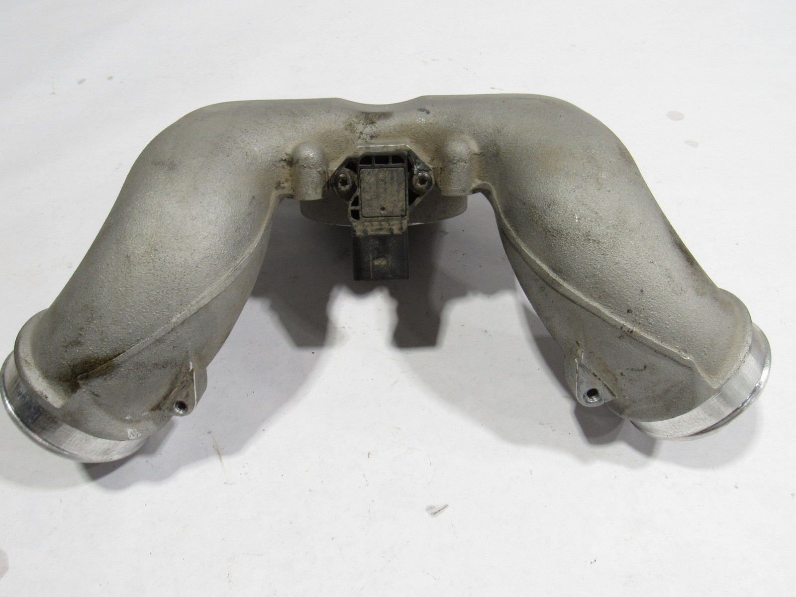 10-20 Bentley Mulsanne 2012 Engine Air Intake Center Intercooler Tube Pipe @1