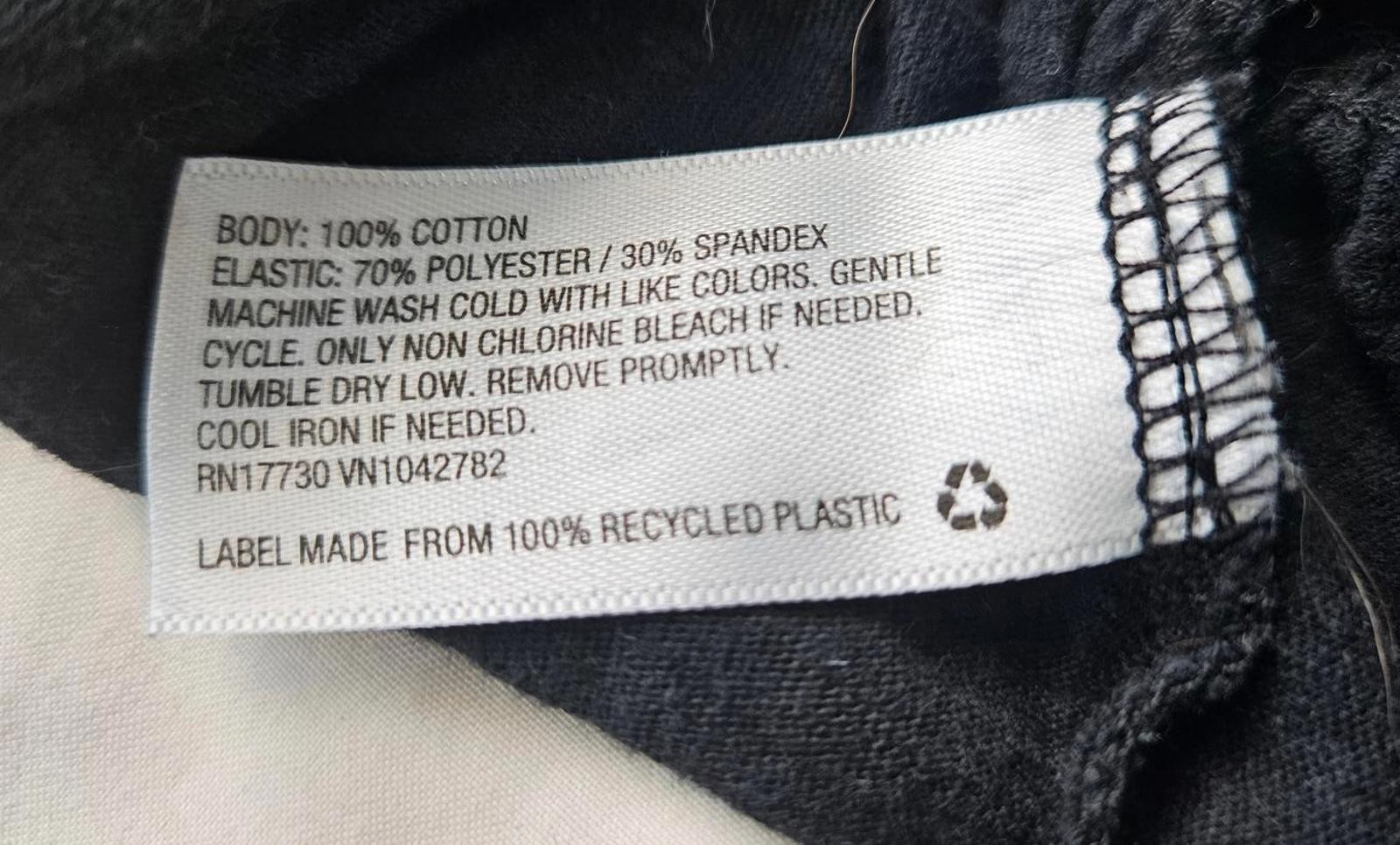 Universal Thread Women's Black Ruffled Smocked Ta… - image 4