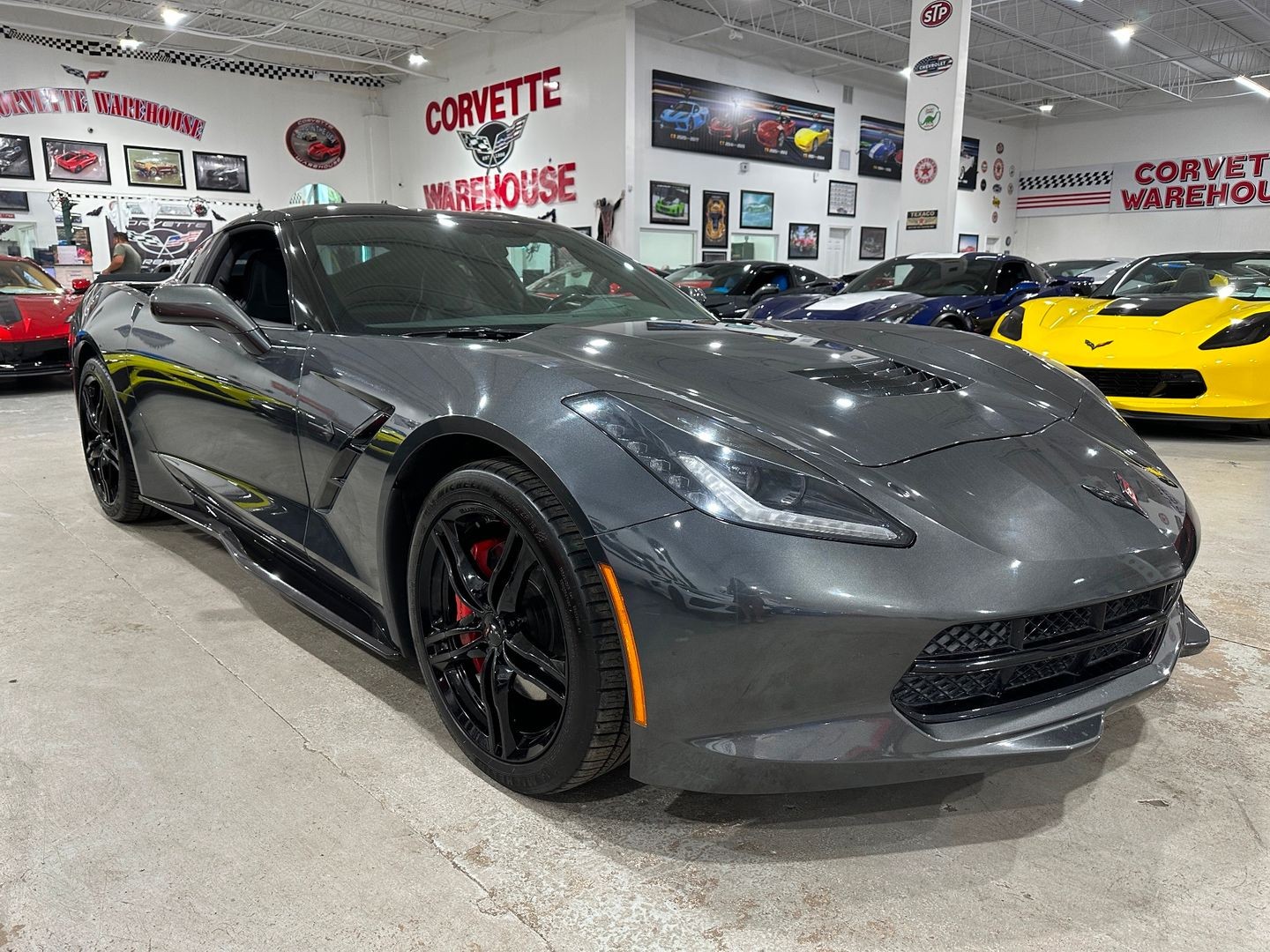 2017 [G7Q] Watkins Glen Gray Metallic Chevrolet Corvette   | C7 Corvette Photo 5