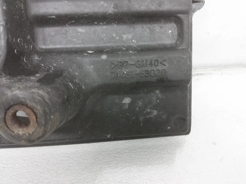 Bandeja de batería Lexus Is300 2001-2005 3,0 L 74431-53020 Foto 3 de 4