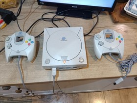 Sega Dreamcast Console