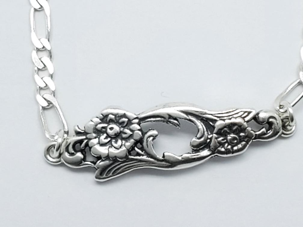 925 Solid Silver Figaro Link Chain With Rose Cent… - image 3