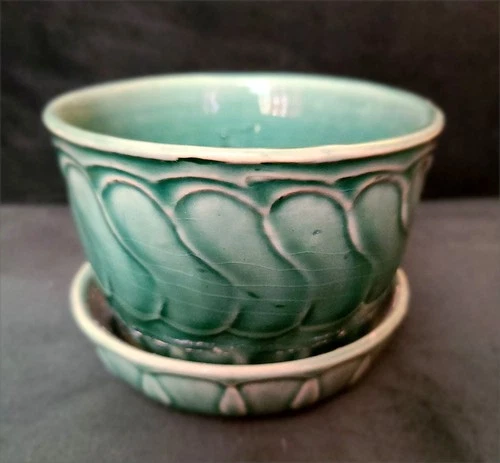 Vintage Teal Ceramic Planter in Petal Design with Attached Saucer Possibly McCoy