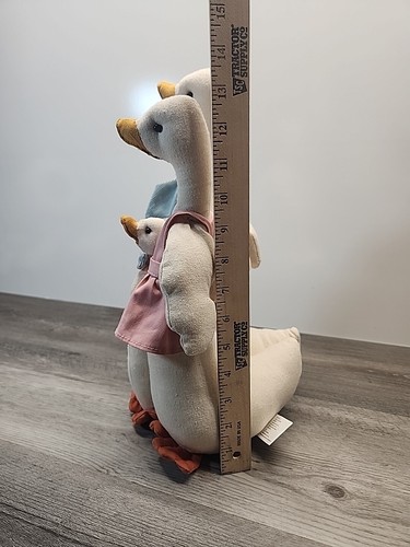 Family Of 3 Geese Door Stopper Shelf Decoration - Picture 11 of 12