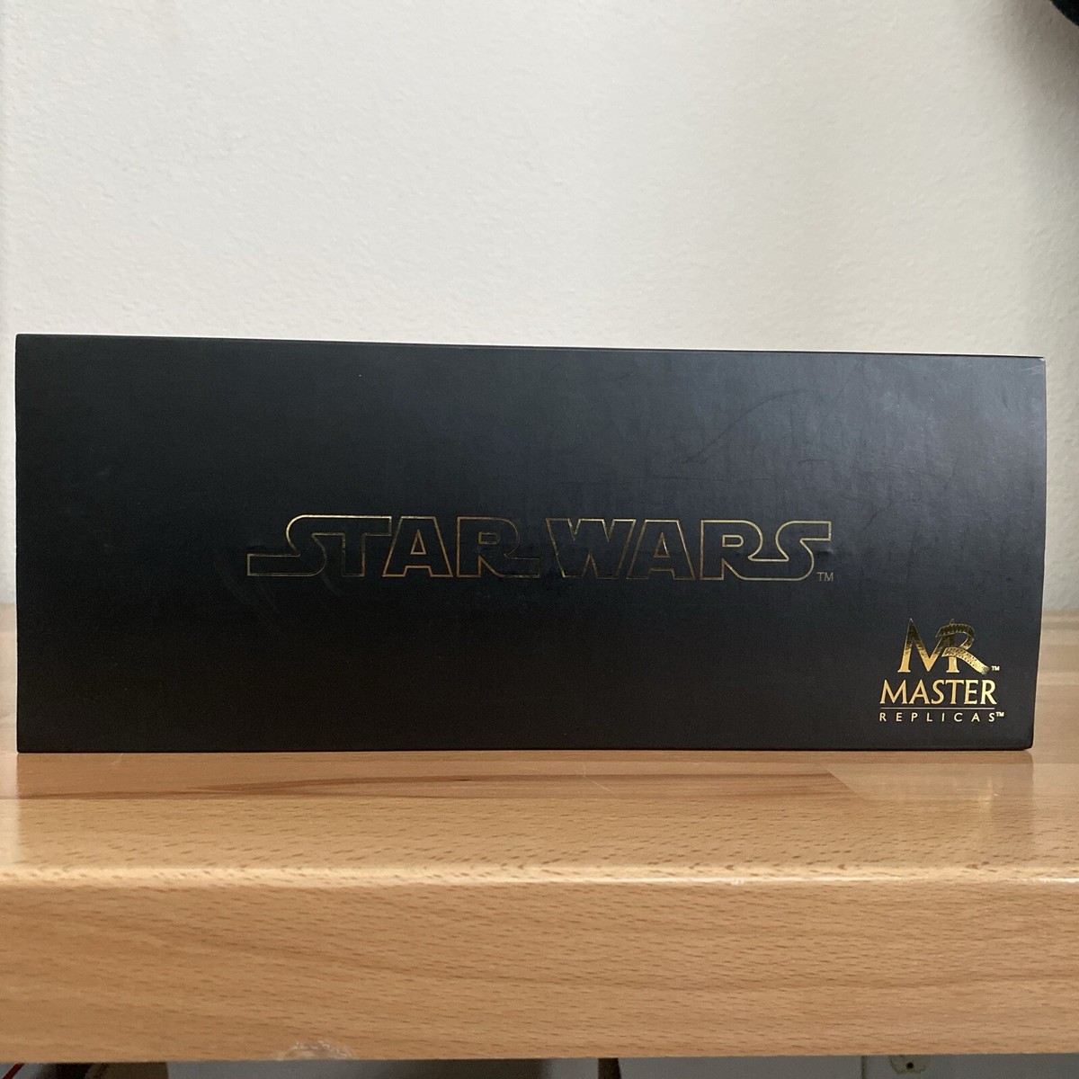 Star Wars Master Replicas Obi-Wan Kenobi Lightsaber EP2 Attack of