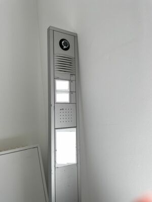 SSS Siedle Gegensprechanlage mit Video NFC Stele,Videotelefon & Steuerlektronik