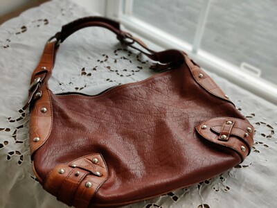 medium hobo shoulder bag