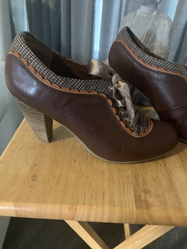 POETIC LICENSE WOMEN HEELS BROWN LACE UP US 8 1/2 Rockabilly Retro - Picture 5 of 13