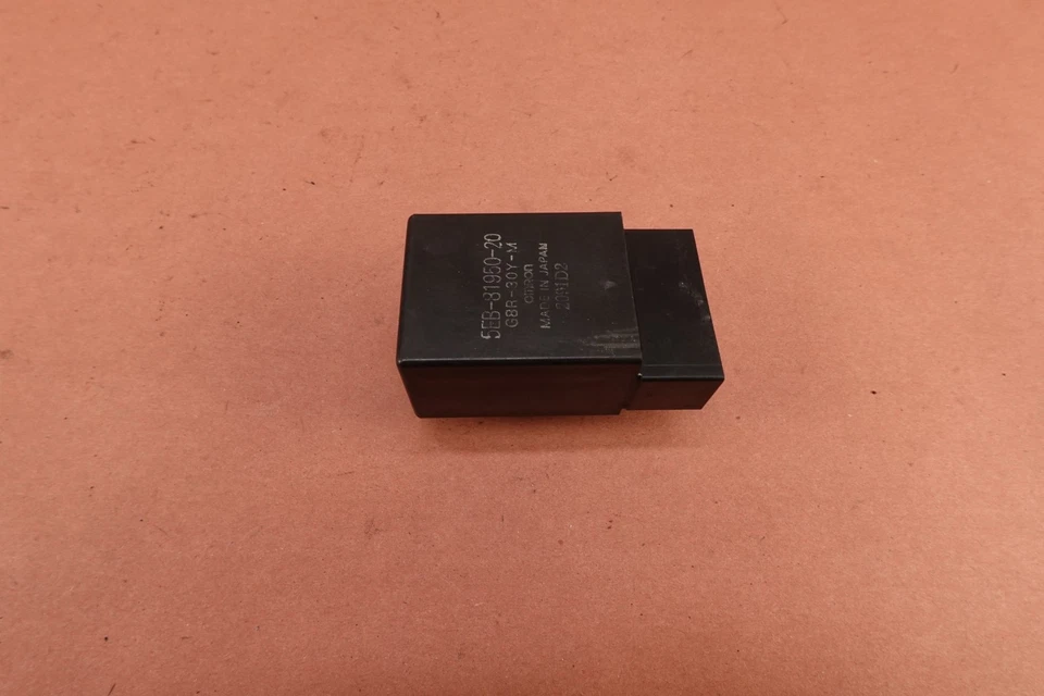 01-05 RELÉ BOMBA COMBUSTIBLE YAMAHA FZ1 FZ1000 FZ 1000 FZS10 5EB-81950-20 Foto 4 de 4