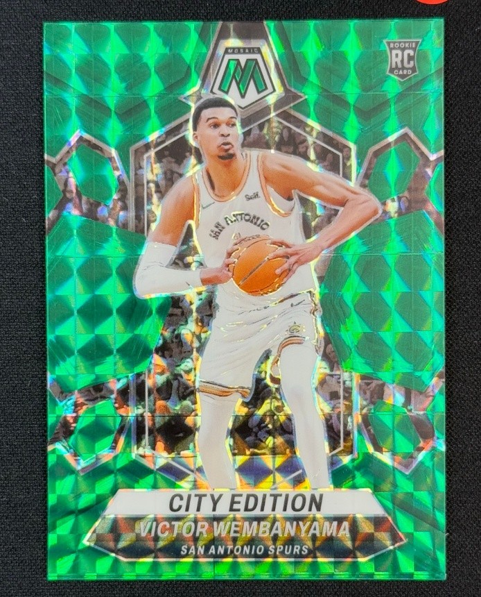 Victor Wembanyama 2023-24 Panini Mosaic City Edition Green Mosaic Rookie #282
