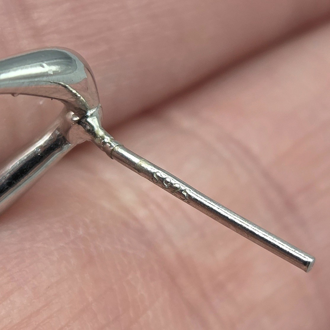 Sterling Silver Hammered Abstract Loop White Baro… - image 4