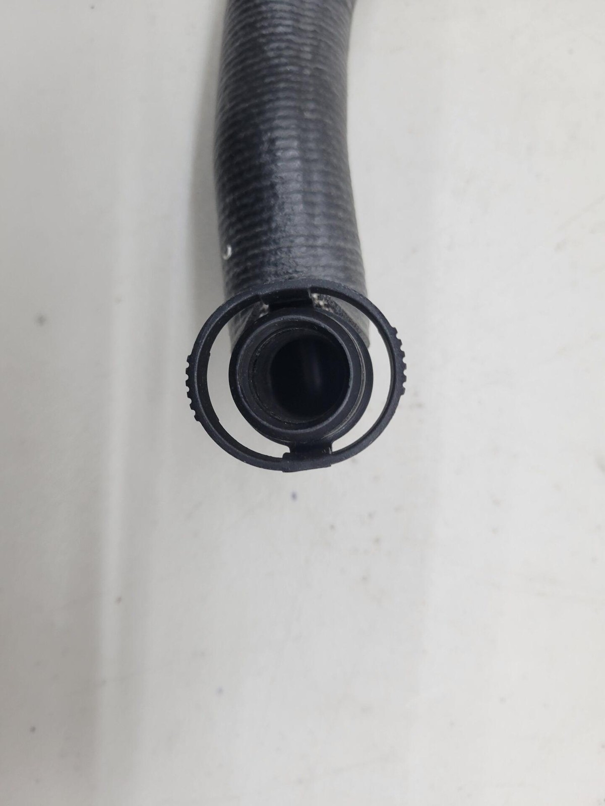 Rolls Royce / Bentley BREATHER LINE 07C103641M