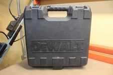 DEWALT 18-Gauge Pneumatic Brad Nailer
