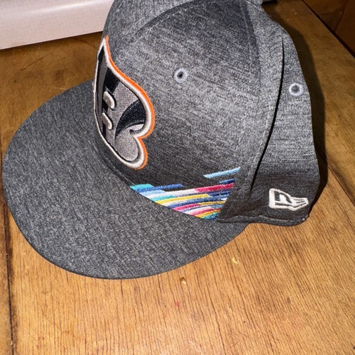 Cincinnati Bengals Crucial Catch Intercept Cancer 7 3/8 Hat - Picture 2 of 5