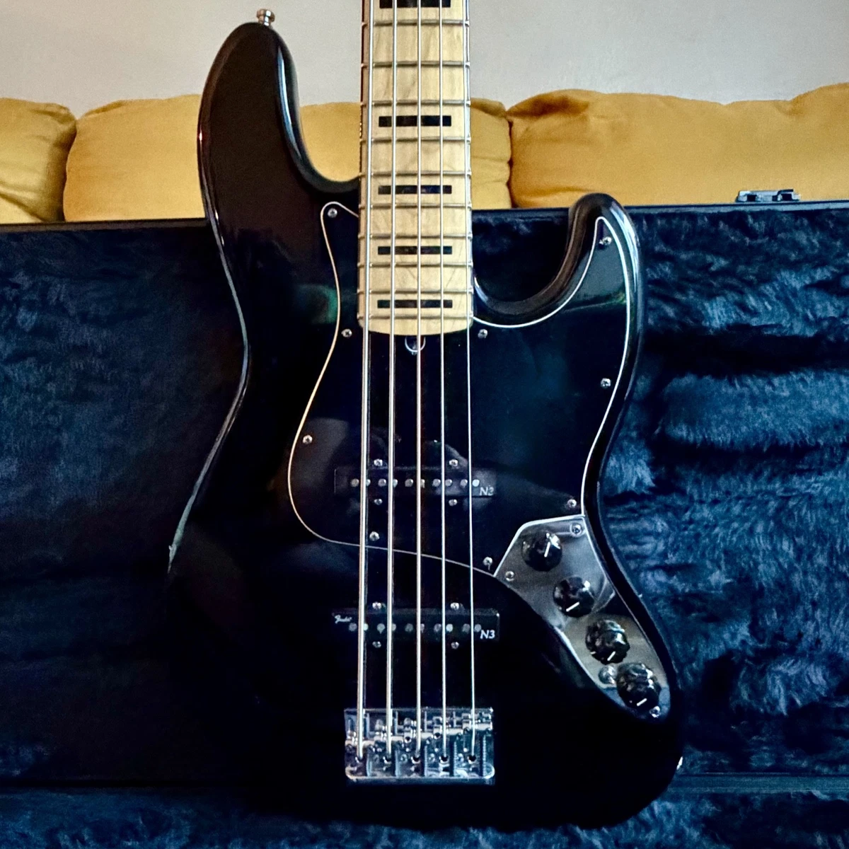 Preços baixos em Fender American Deluxe Jazz Bass | eBay