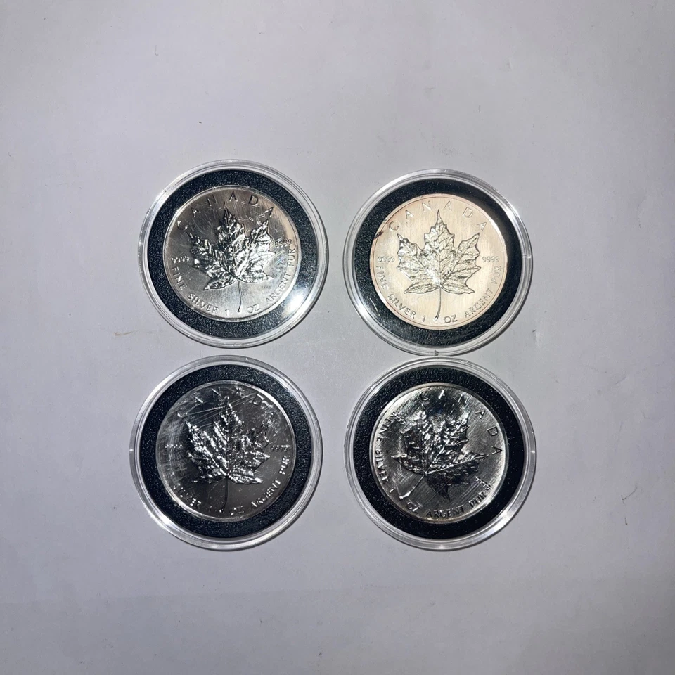 Un juego de 4, 1990 canadienses 1 oz cada una hoja de arce de plata pura Isabel II 5 dólares Foto 4 de 4